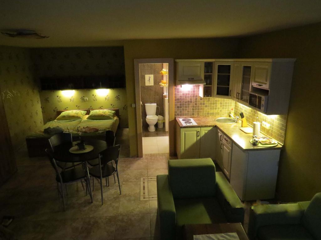 Aparthotel Selfness Rožňava Zimmer foto