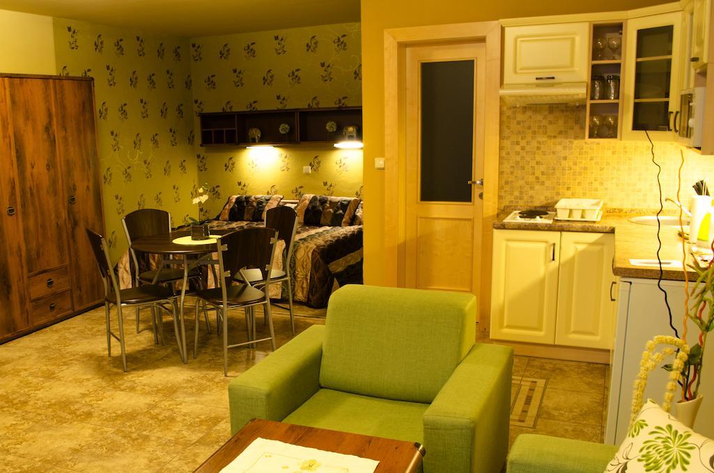 Aparthotel Selfness Rožňava Zimmer foto